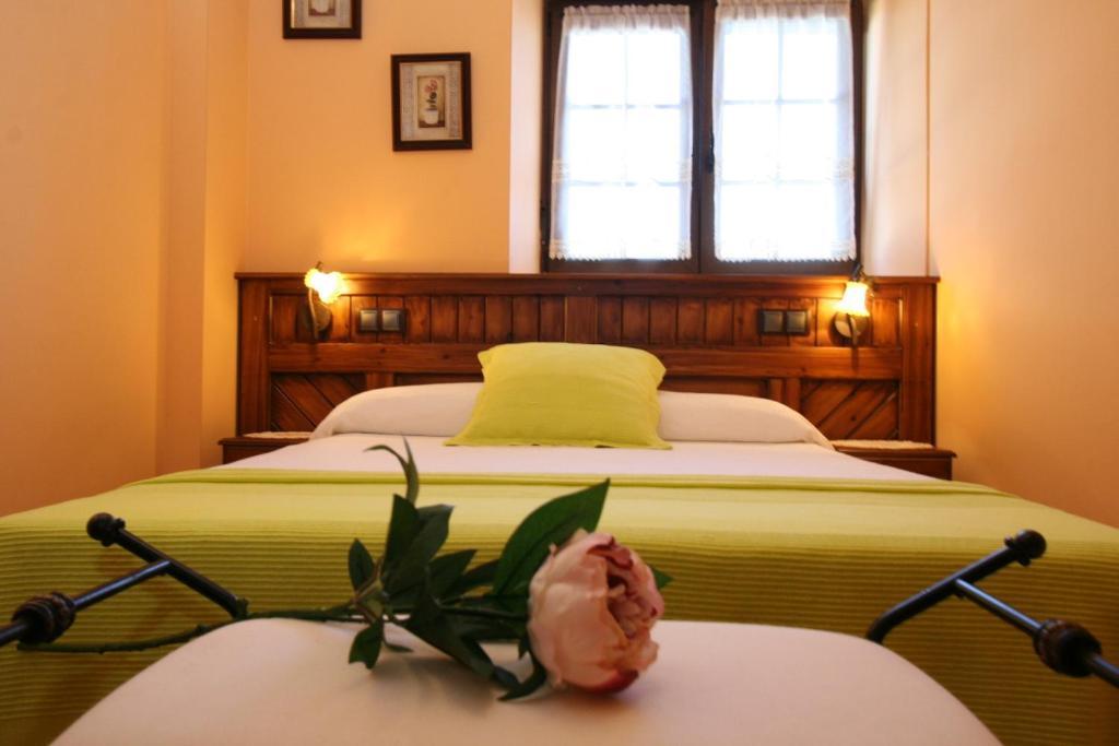 Apartamentos Toraya Hoz de Anero Rum bild