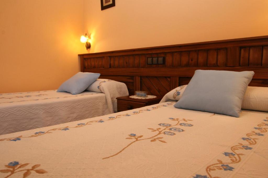 Apartamentos Toraya Hoz de Anero Rum bild
