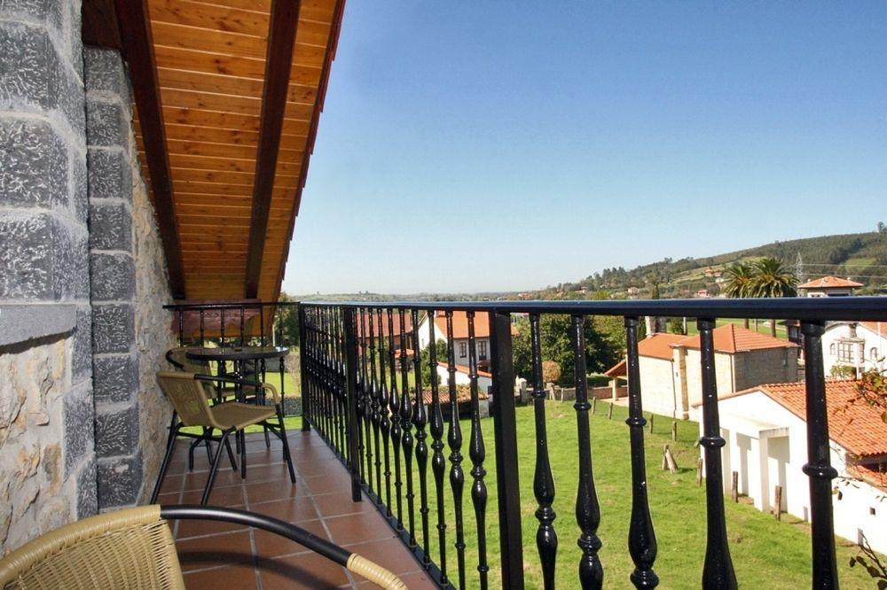 Apartamentos Toraya Hoz de Anero Exteriör bild