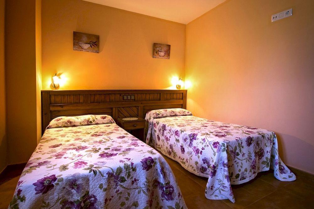 Apartamentos Toraya Hoz de Anero Exteriör bild