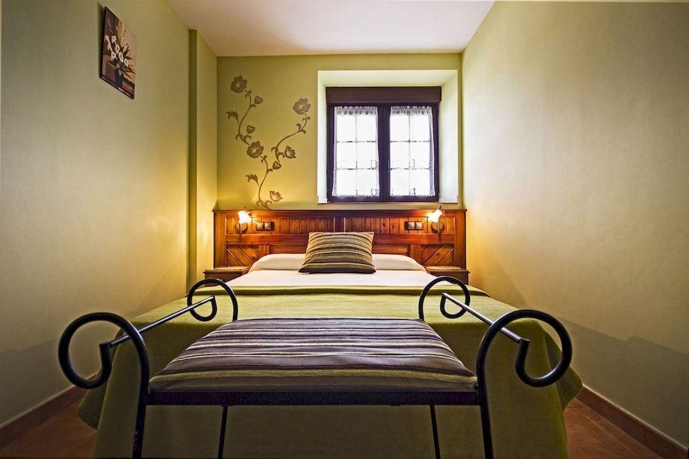 Apartamentos Toraya Hoz de Anero Exteriör bild